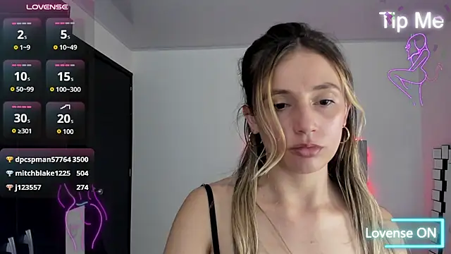 Chat XXX en directo de SHARONBLAKE2