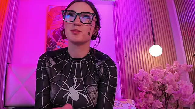 Czat XXX na żywo – Adeline_Smith__