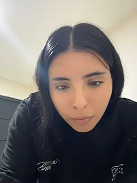 LovelyEyess: απευθείας συνομιλία ΧΧΧ