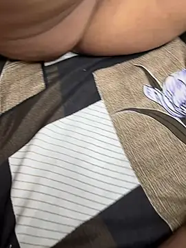 צ'אט XXX בשידור חי של zaanbai