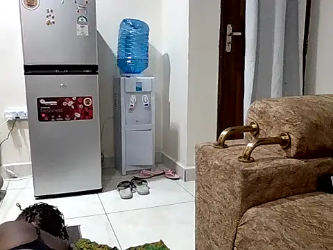 Sweetbigass_baby Adlı Modelin Web Kamerası Şovu