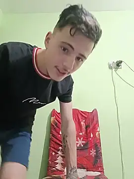 denysio89n Live XXX chat