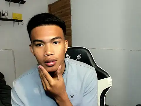 XXX chat uživo modela saj_taylorr17