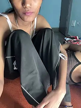 Ex_ppriya Live XXX-chat