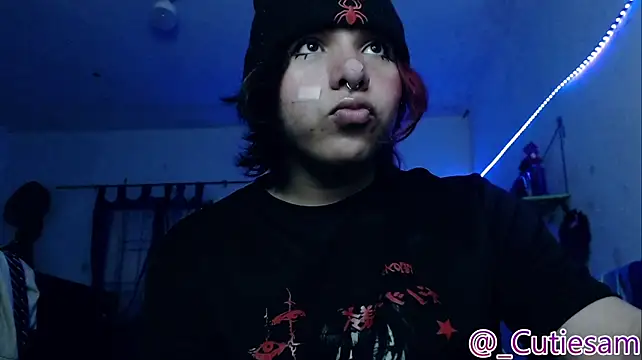 Cutie_Sam: απευθείας συνομιλία ΧΧΧ
