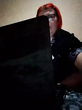 XXX chat uživo modela SelenaRoulst