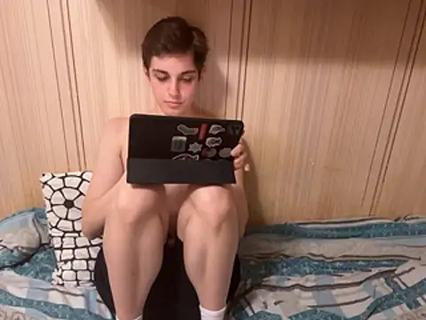 HandsomeTrouble Chat XXX live
