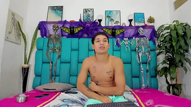 Boy_Leon_X élő XXX-chatje