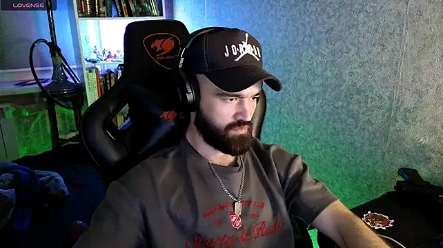 _Serious_Man Chat XXX in diretta