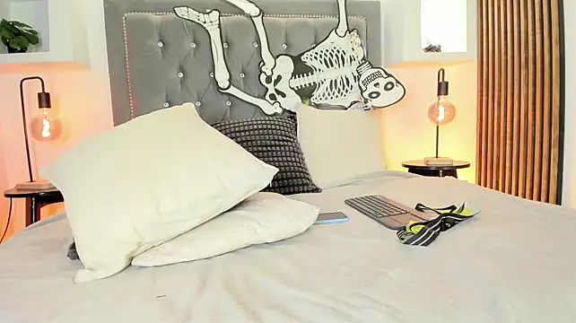 XXX chat uživo modela Timothy_ros