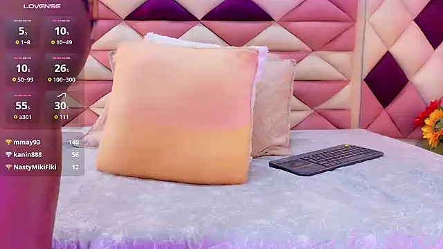 Živý XXX chat samirths_boy_