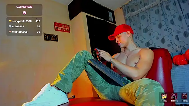 Chatroom XXX en direct de DavidNeill