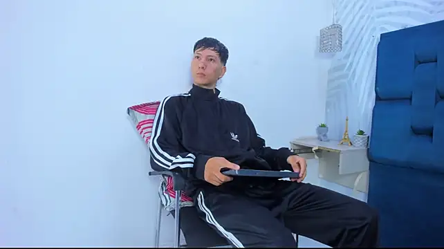 XXX chat uživo modela Sammyhot19