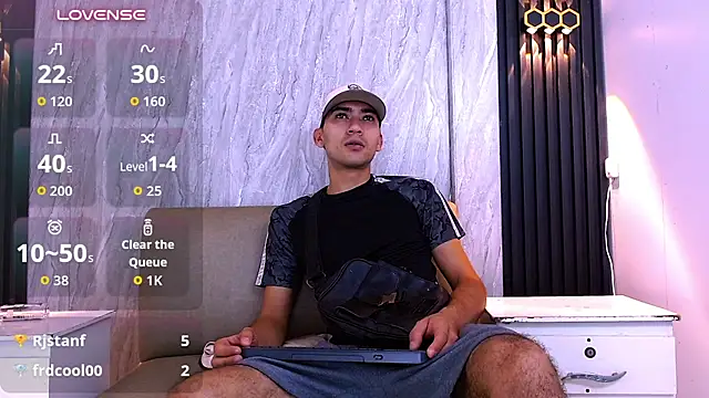 Chatroom XXX en direct de Liam_crox