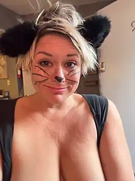 Chatroom XXX en direct de Nikiss333