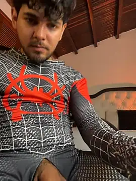 Samir_bear live XXX chat
