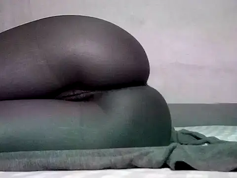 Bad_bunniey Chat XXX in diretta