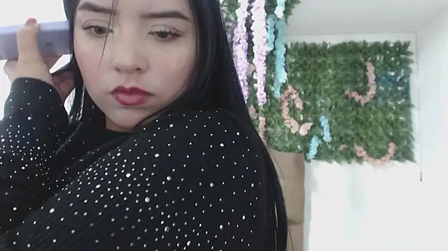 adara_cute_69のライブXXXチャット