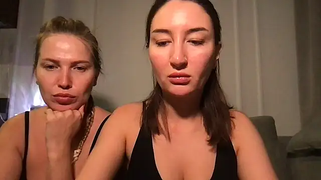 Chatroom XXX en direct de AliceHalston