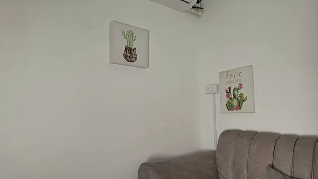 Leonardo_cum18's Live XXX Chat