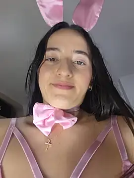 Naty_wet_17のライブXXXチャット