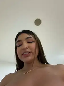 Chatroom XXX en direct de jenn_fit