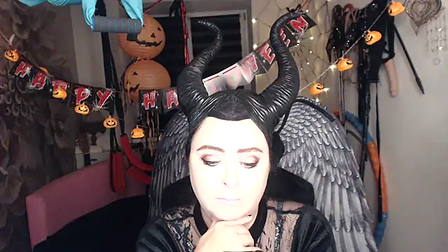 Chat +18 de MISSgoddessMARIA ao vivo