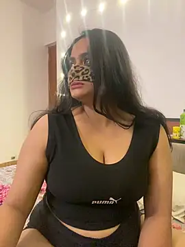 LustyTasha élő XXX-chatje