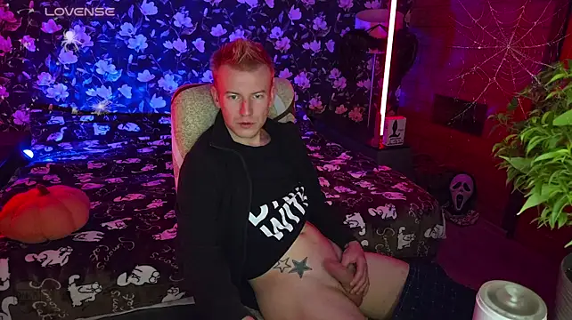 XXX chat uživo modela Vuitton
