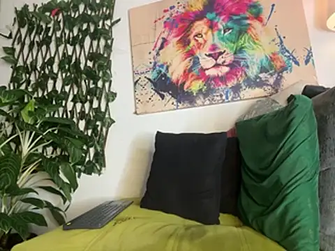 Miller_dominant Live XXX-chat