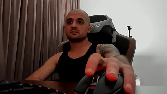 Онлайн чат XXX JamesMyerss