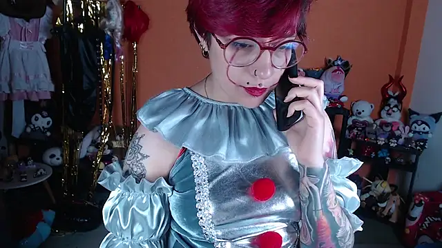 MissMiia2's Live XXX Chat