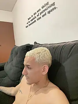 Astro7raro Live XXX-Chat