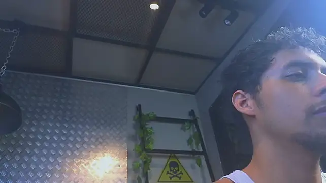 Chat XXX Live Jeey_Bee