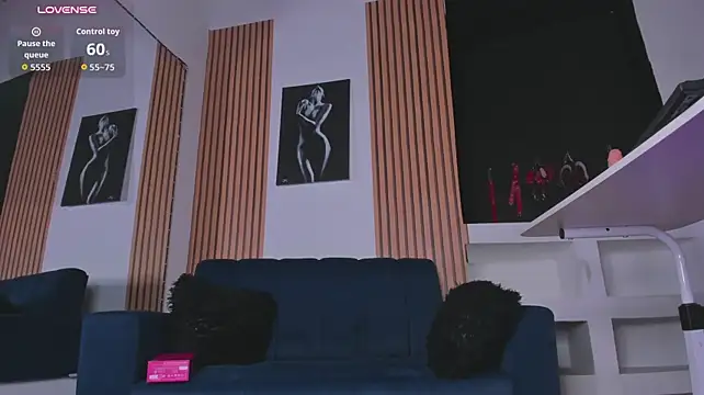 kittymonroe1のライブXXXチャット
