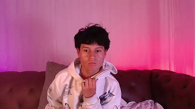 צ'אט XXX בשידור חי של Joe_dark18