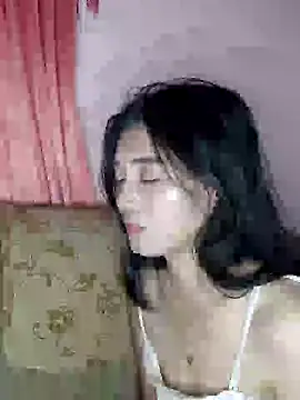 Rayya_4yyのライブXXXチャット
