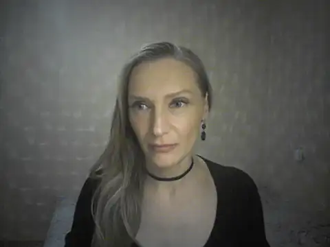 LunaBelle30's Live XXX Chat