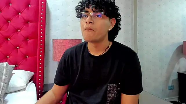 DanteSwanのライブXXXチャット