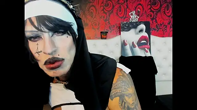 XXX chat uživo modela LILITH_MUSCLE_HELL