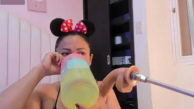 Živý XXX chat lisa_milf_