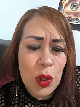 צ'אט XXX בשידור חי של Natymendoza998