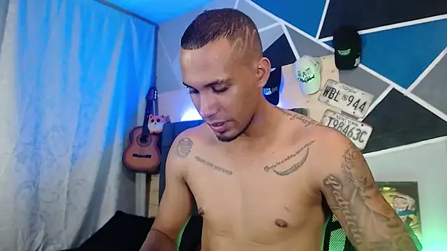 Chat XXX en directo de MagnusFrost