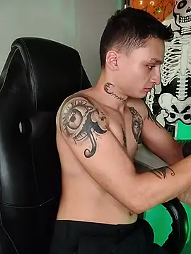 XXX chat uživo modela DIEGO_JONES