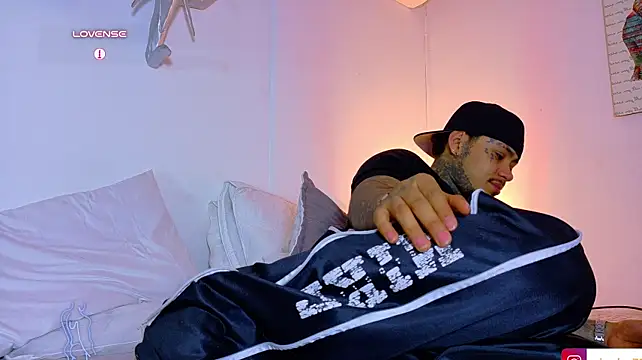 JordanSmiith_ Live XXX Chat