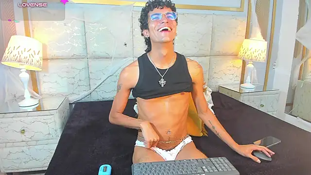 AxelRush's Live XXX Chat