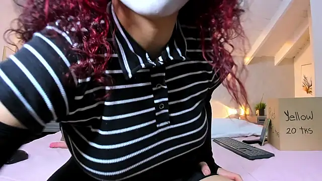 Živý XXX chat Naomi_Doll_