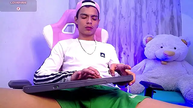 XXX chat uživo modela Dayron_leee