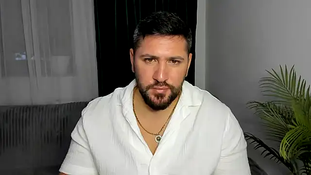 Chat XXX en directo de Gold_Alpha_Boy