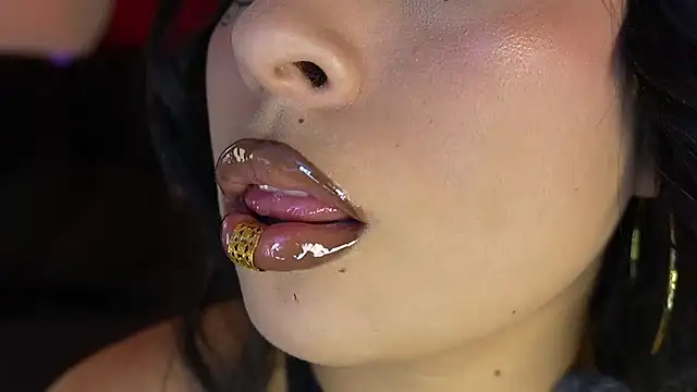 mia_roux1 Live XXX-Chat